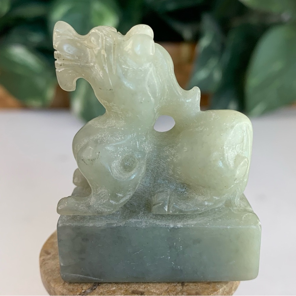 Chinese Jade Pixiu Foo Dog Seal Chop Stamp Figurine Mythical Beast Animal Statue